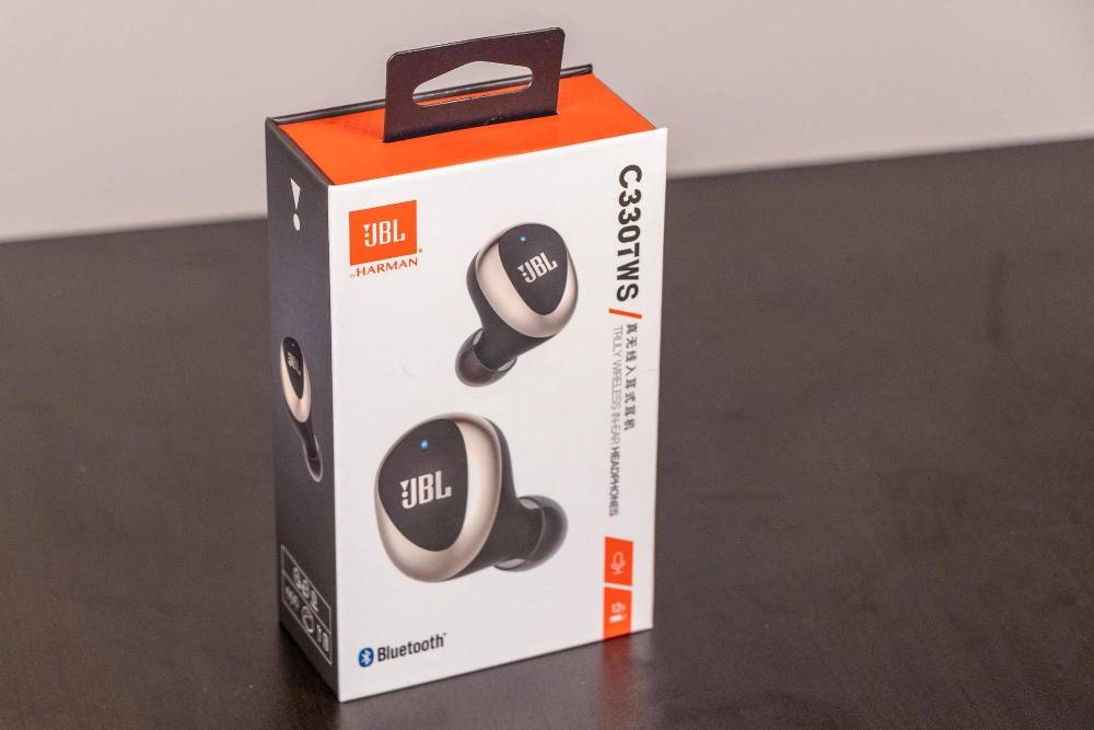 Tai nghe bluetooth JBL C330 tai nghe m thanh ch t l ng cao