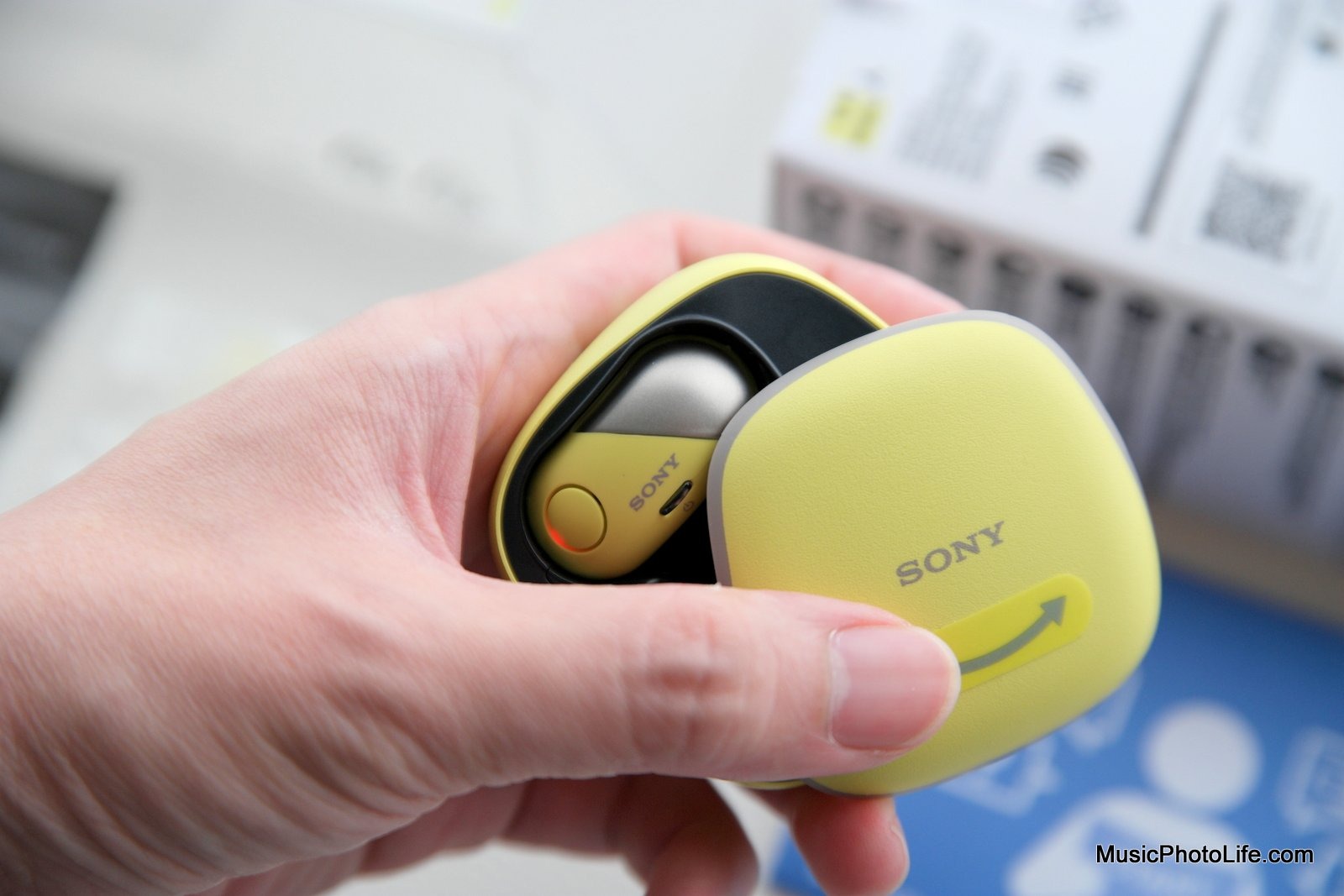 Việc phân biệt tai nghe Bluetooth Sony chính hãng giúp người dùng tránh mua phải hàng giả